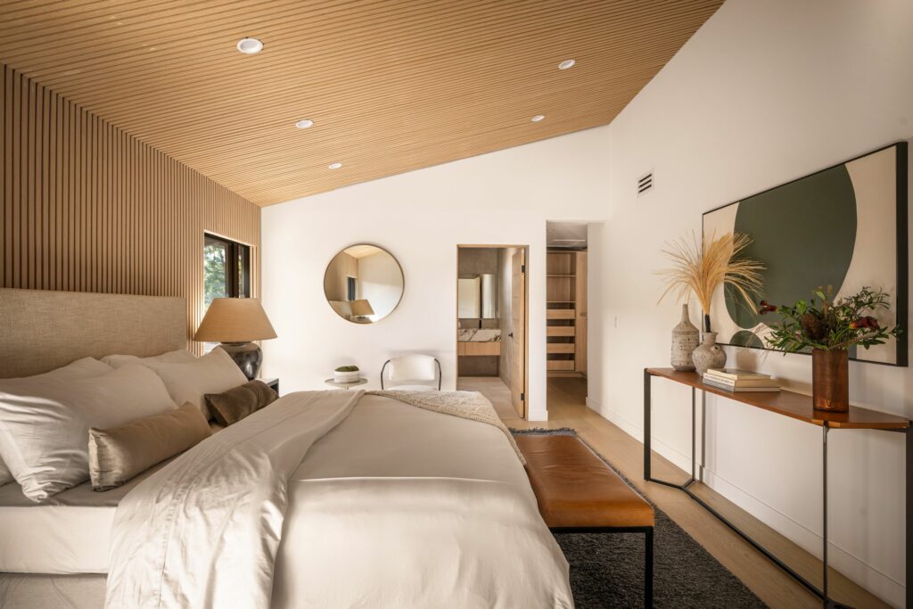 Modern Hillside Residence