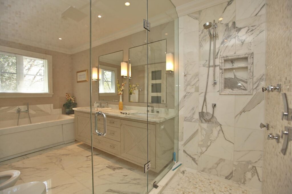 Bathroom Remodeling Contractor in Encino CA