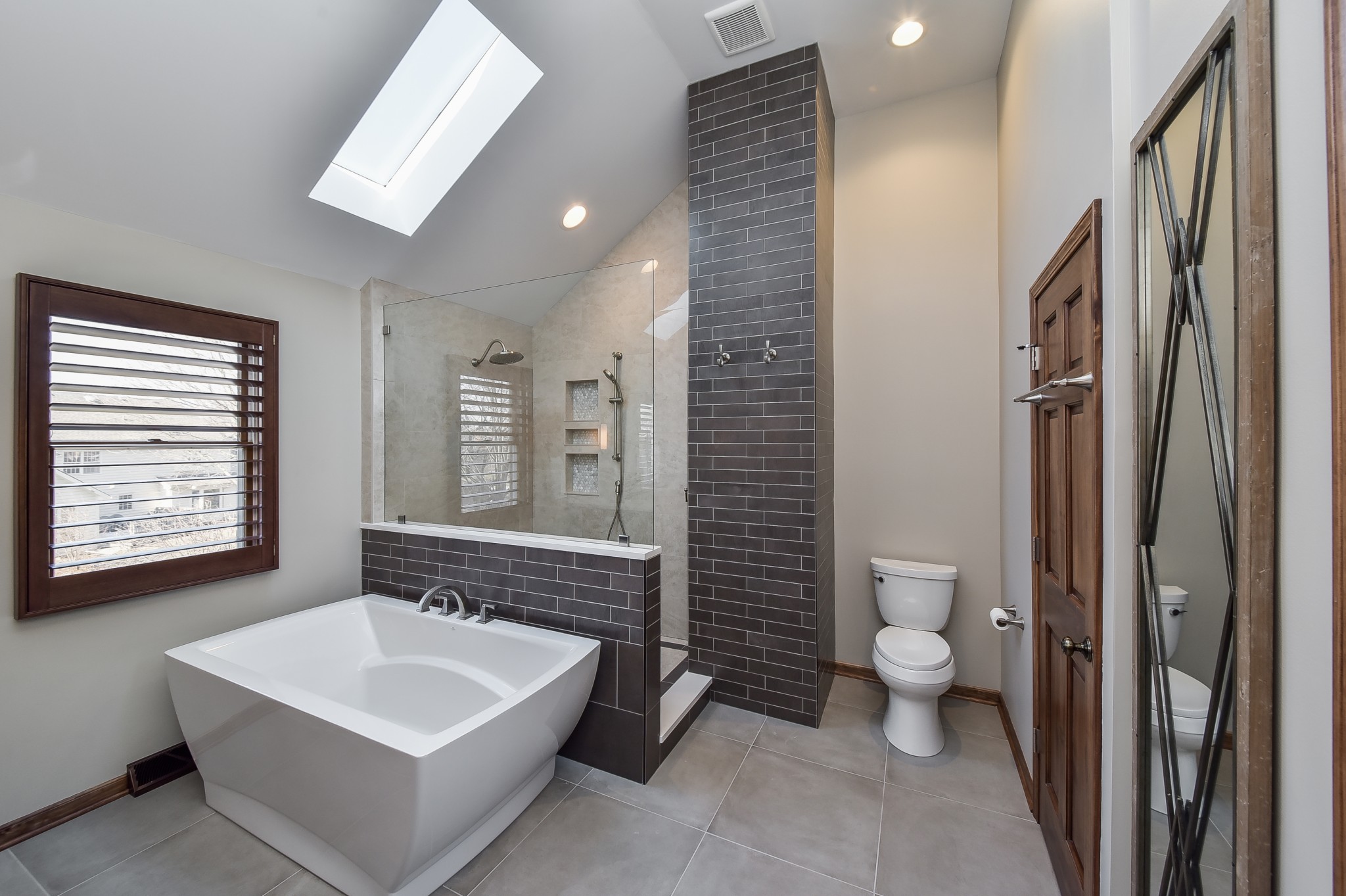 Bathroom Remodeling Contractor in Beverly Hills CA
