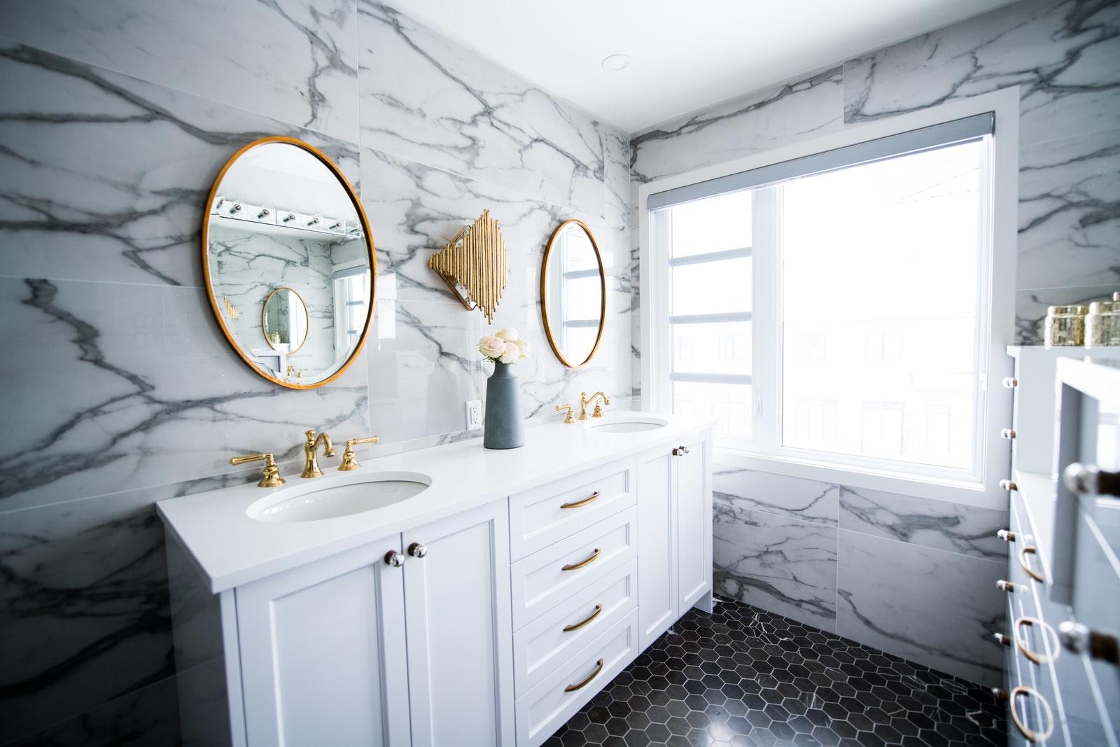 Bathroom Remodeling Contractors in Pasadena CA